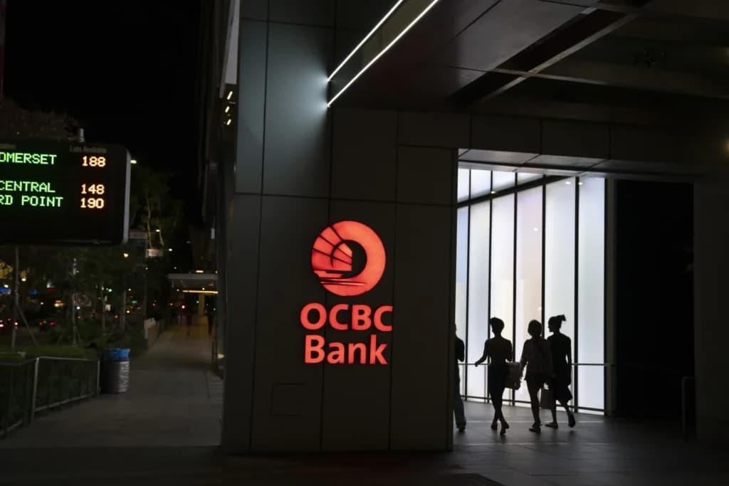 OCBC bank logo image  